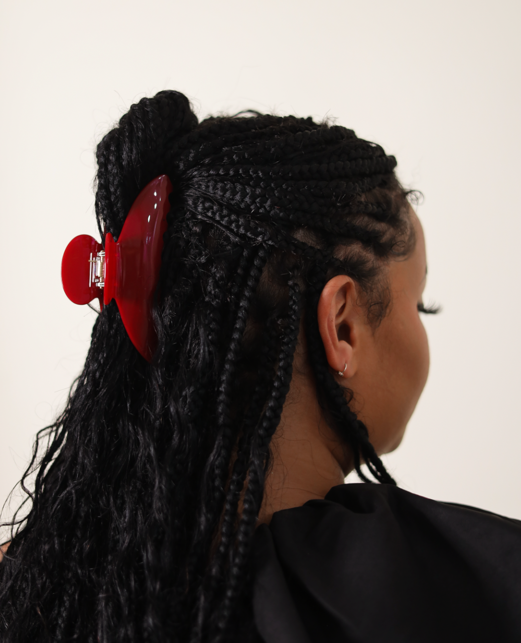 CAUI cherry red claw clip